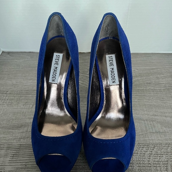 Steve Madden blue suede heels - Picture 6 of 8